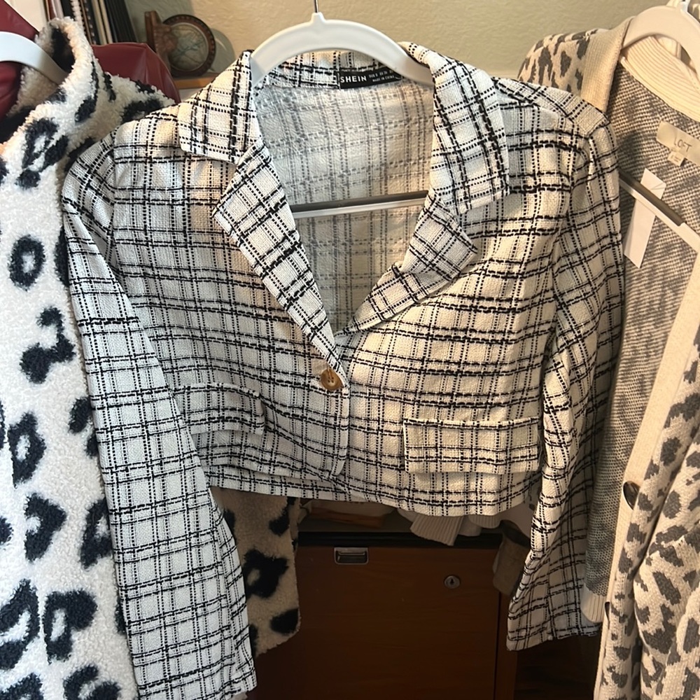 SHEIN - cropped jacket